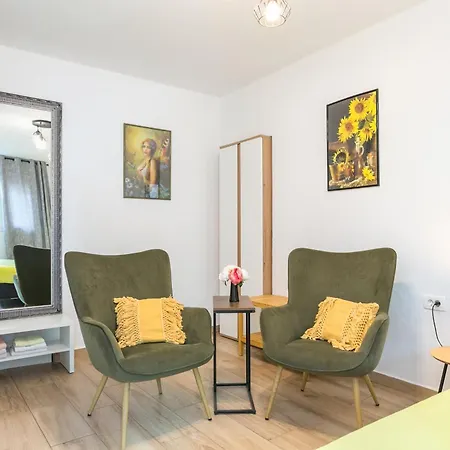 With Parking Space - 14051 Split