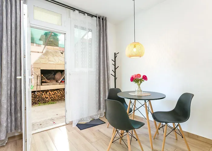 With Parking Space - 14051 Apartment Split